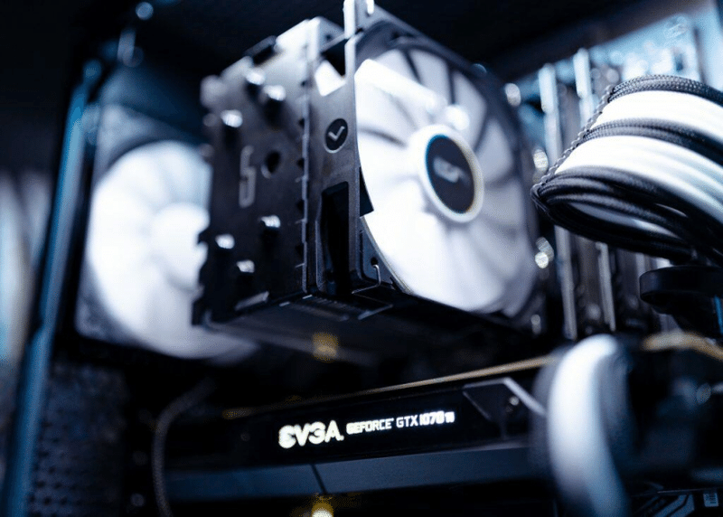 Desempenho máximo: jogue títulos pesados sem um PC Gamer caro